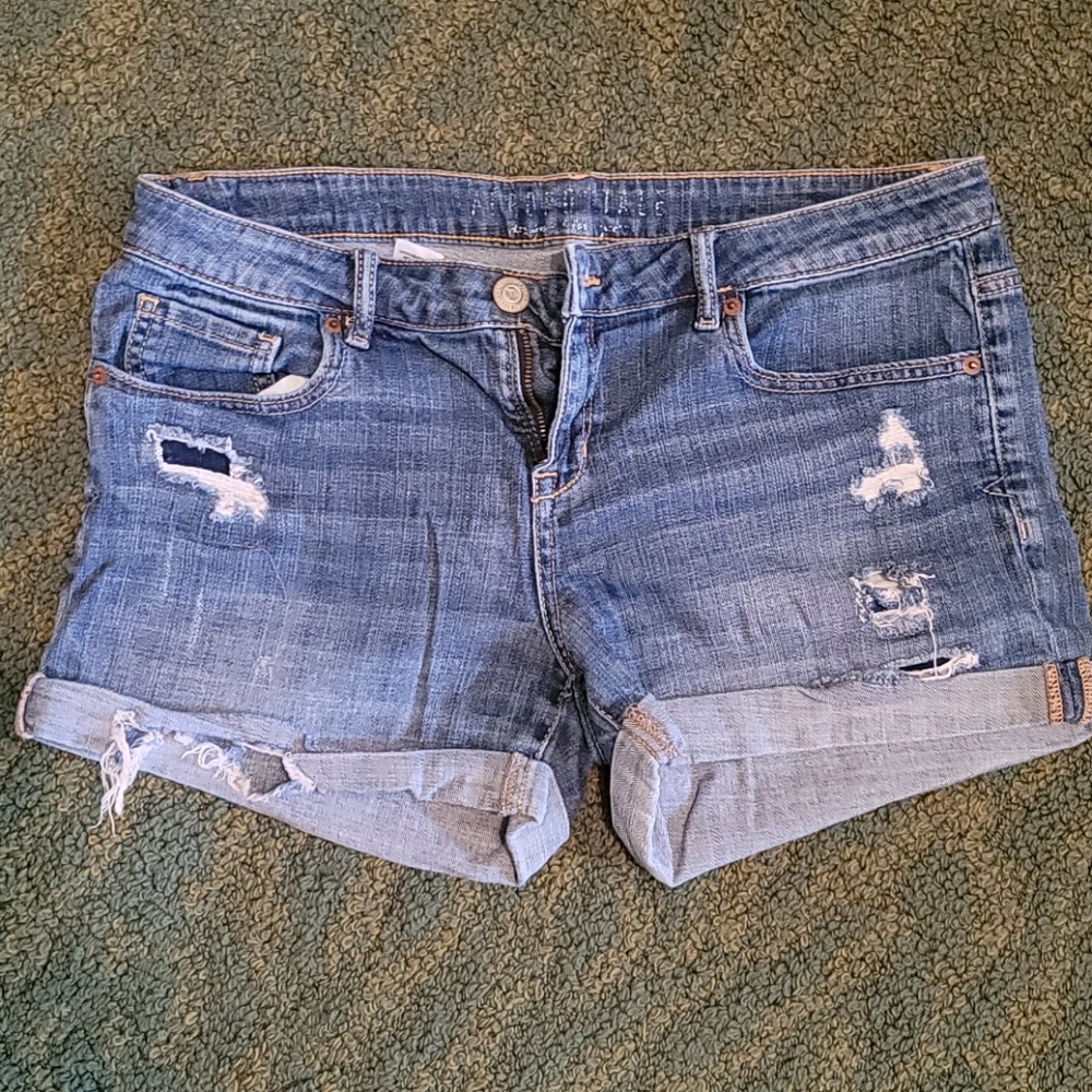 Aeropostale distressed shorts